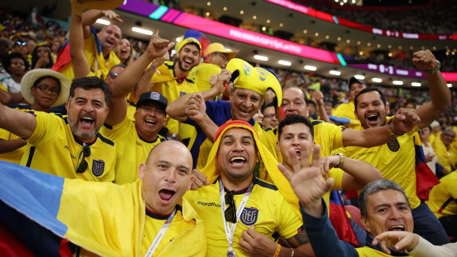 “Queremos cerveja!” torcedores fazem canto inusitado na abertura da Copa