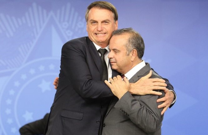 Bolsonaro articula apoio a Rogério Marinho para Presidência do Senado