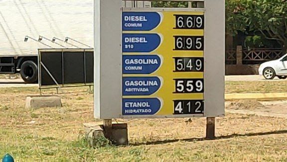 Preço médio da gasolina sobe pela terceira semana consecutiva