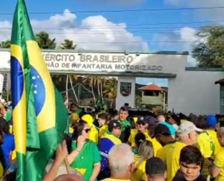 Governo do Estado diz em nota que não é o “responsável pelo ordenamento ou desobstrução das vias municipais” onde acontecem manifestações