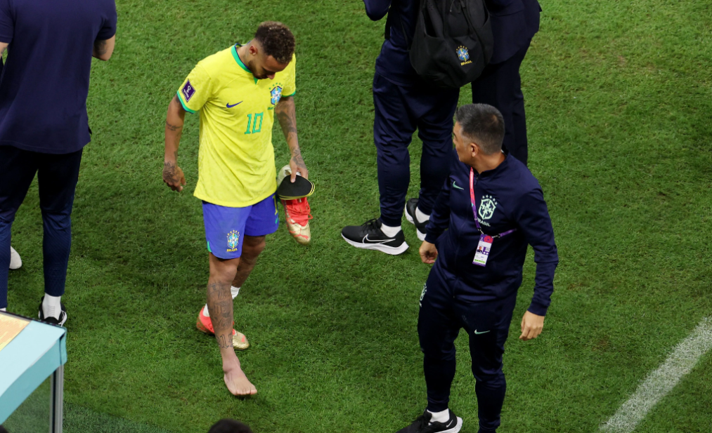 Saída de Neymar após contusão em jogo do Brasil é celebrada por petistas