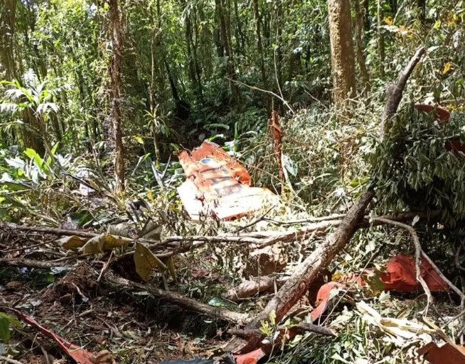 Avião da FAB que desapareceu é encontrado em SC; dois ocupantes morreram