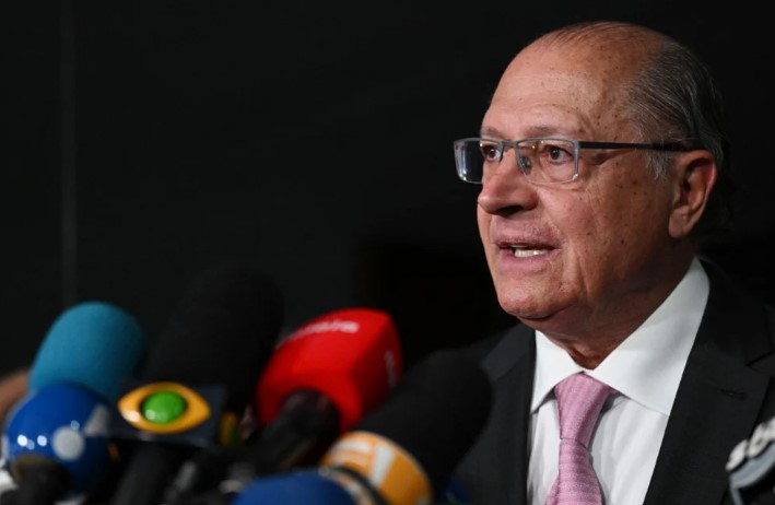 Geraldo Alckmin anuncia 61 novos nomes para equipe de transição; Boulos e ex-atletas Ana Moser e Raí estão na lista