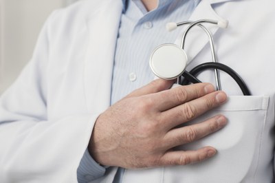 Ministério Público Federal (MPF) obtém condenação de homem que exercia ilegalmente a profissão de medicina no RN