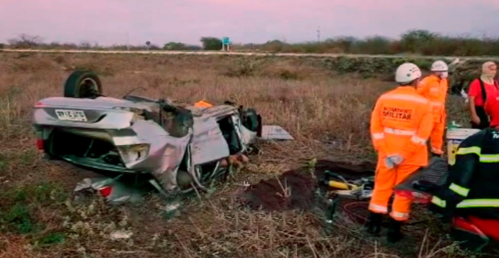 Motorista morre ao capotar veículo na BR 304 rotatória de acesso a Fortaleza na zona rural de Mossoró no RN