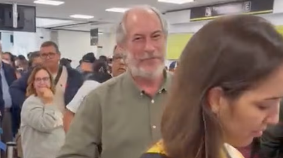 Ciro Gomes é hostilizado em aeroporto de Miami