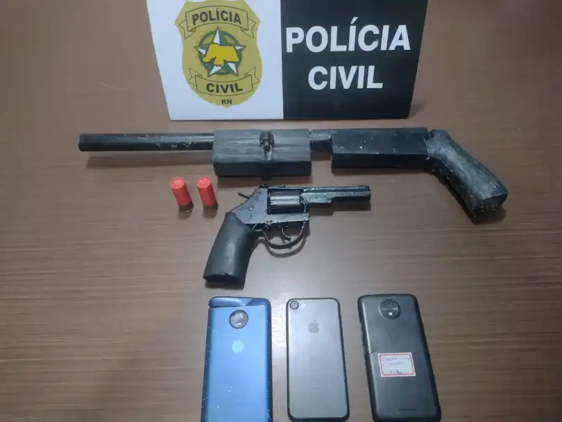 Polícia prende suspeitos por tráfico de drogas, receptação, associação criminosa, crime ambiental e posse de arma de fogo, em Macaíba