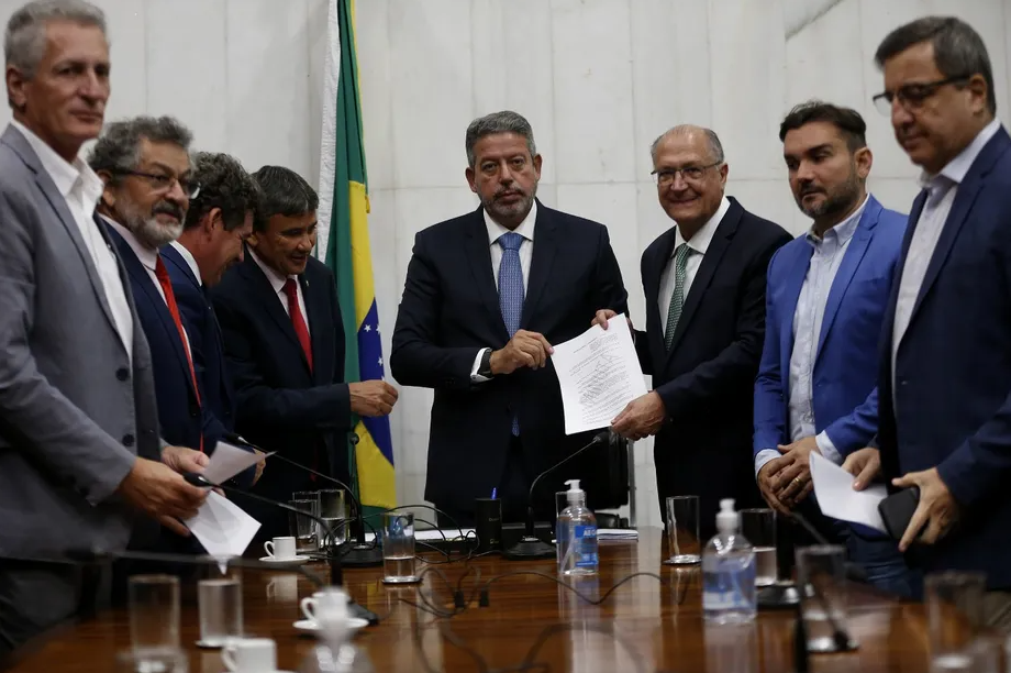 PEC da Transição: entenda o ‘puxadinho’ de R$ 22,9 bi na proposta de Lula ao Congresso