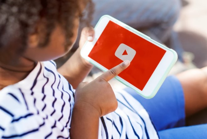 YouTube é o aplicativo mais utilizado por crianças brasileiras; confira lista