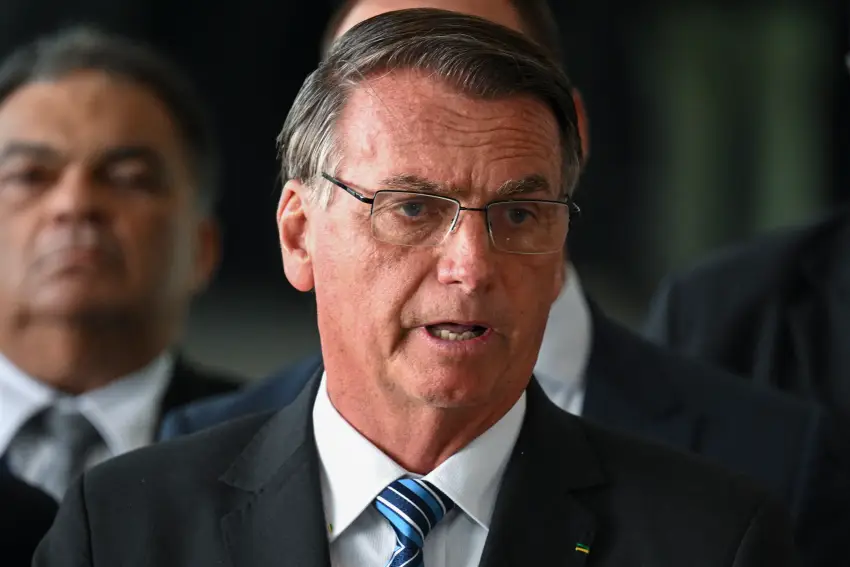 Bolsonaro quebra o silêncio com um recado duro e enigmático