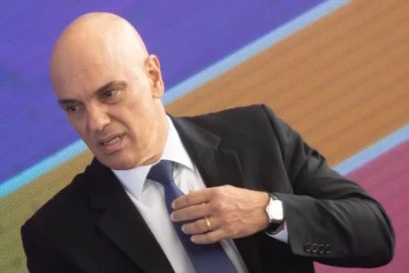 Moraes bloqueia contas de empresários por atos antidemocráticos