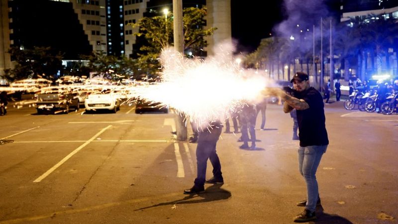 Em nota, Polícia Militar do DF diz que agiu de forma técnica contra vandalismo em Brasília