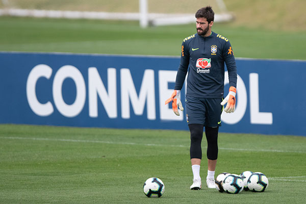 Alisson revela a maior tristeza no futebol com o fracasso da seleção no Catar