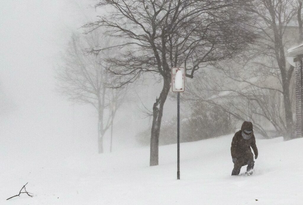 Número de mortos por tempestade de neve nos EUA sobe para 31: ‘Pode haver mais’