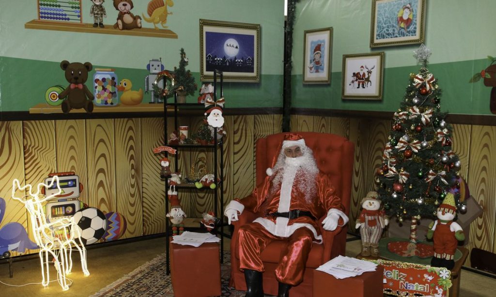 Papai Noel dos Correios: Prazo para adoção de cartinha termina hoje