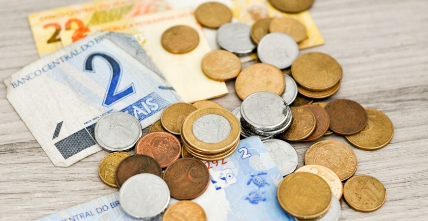 Novo governo deve propor salário mínimo de R$ 1.320 para 2023