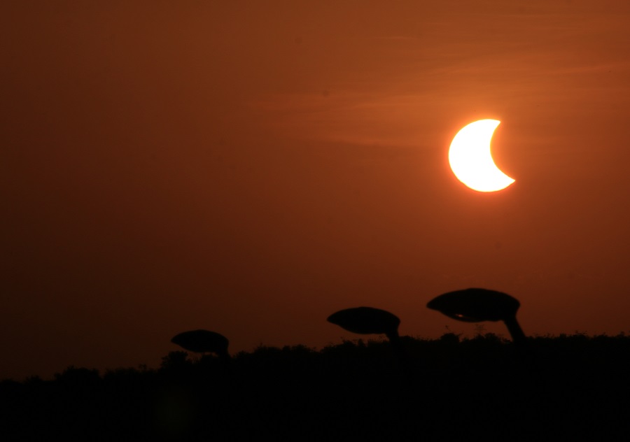 Eclipse solar poderá ser visto em Natal em outubro de 2023; confira
