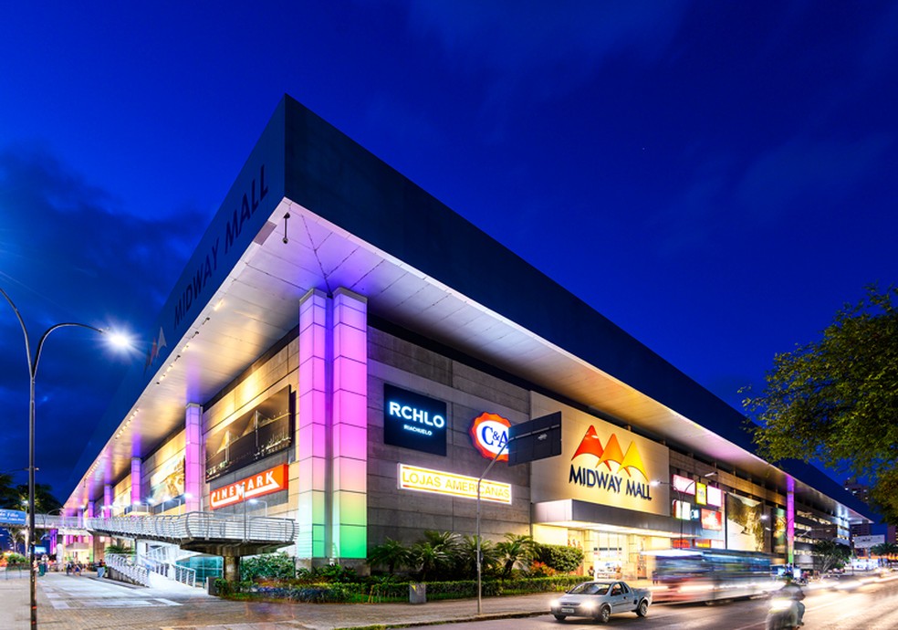 Midway Mall anuncia início de cobrança de taxa de estacionamento