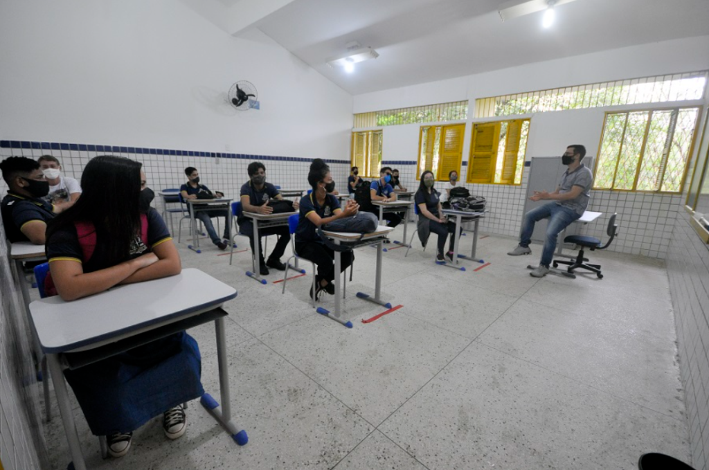 Custo do novo piso dos professores é inviável para o RN, afirma Femurn