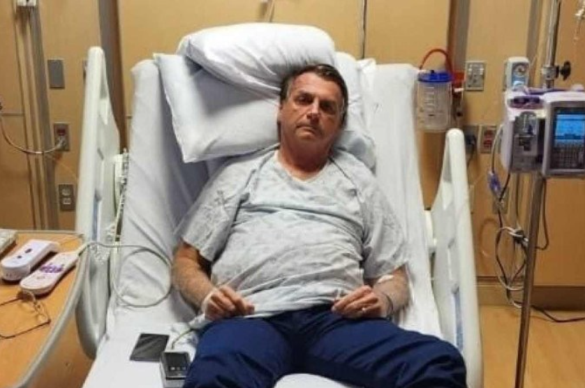 Bolsonaro publica foto em hospital e agradece orações: ‘baixa hospitalar’