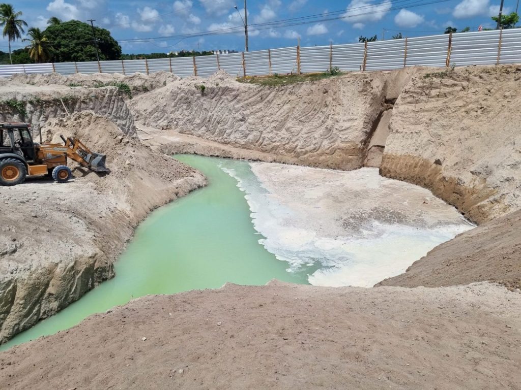 Fim do ‘Buraco Azul’: Imagens aéreas mostram como ficou local após ser aterrado