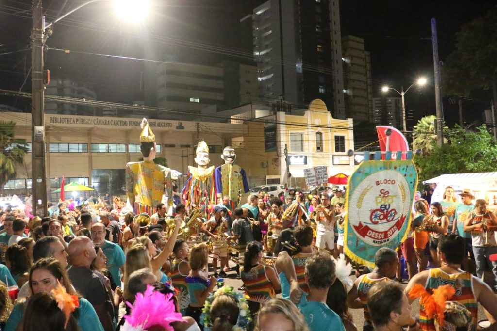 Carnaval tem grandes shows e mudanças no trânsito, transporte e comércio em Natal