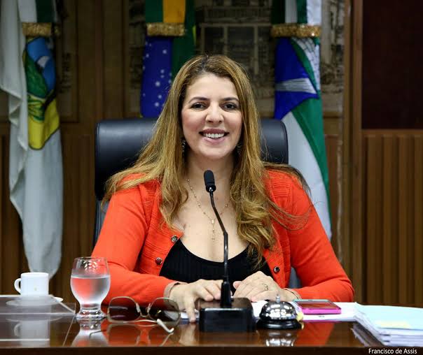 Vereadora Nina continuará presidindo Comissão de Legislação e Justiça da Câmara Municipal de Natal