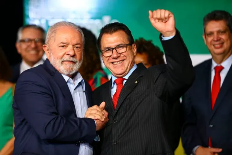 Regulamentação de aplicativos: ministro de Lula diz que ‘não se preocupa’ com saída de Uber