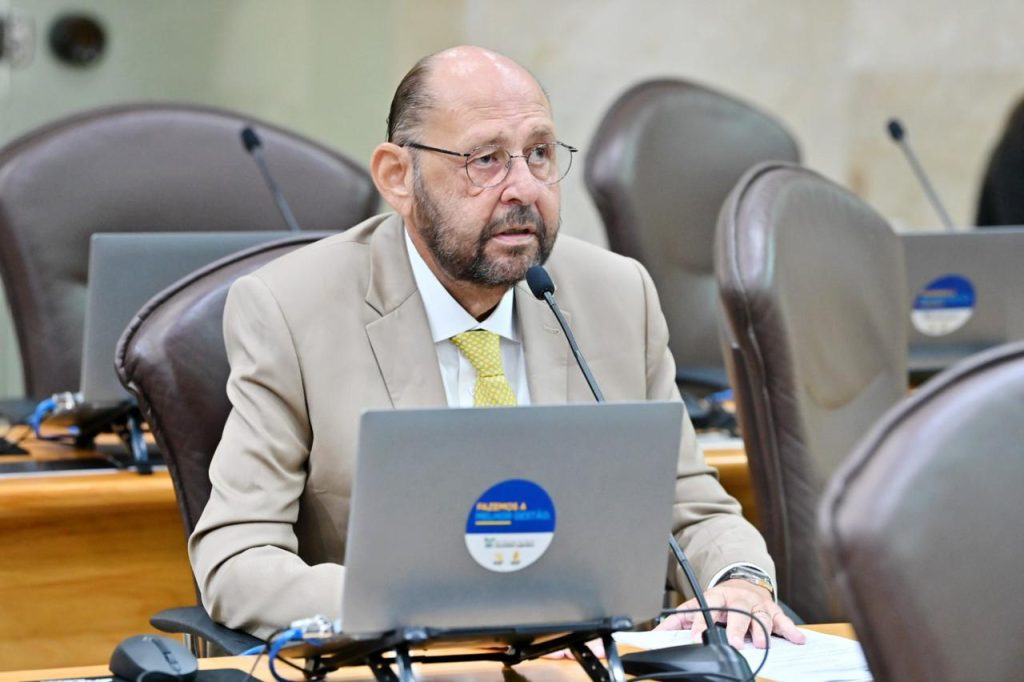 Deputado Gustavo Carvalho apresenta projeto que isenta pagamento de Taxa de Licenciamento Anual de Veículo