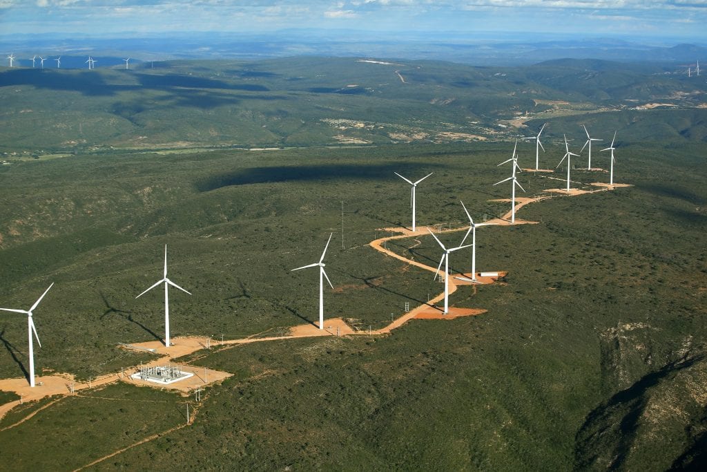 Geração de energia renovável bateu recorde em 2022; Foram gerados quase 62 mil megawatts médios por mês