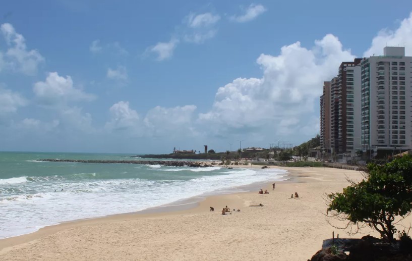 Boletim do Idema aponta dois pontos impróprios para banho na Grande Natal