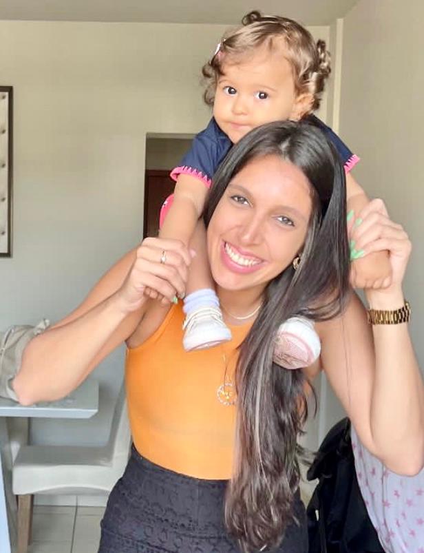 Família de oficial de justiça que morreu durante cirurgia plástica se pronuncia pela primeira vez