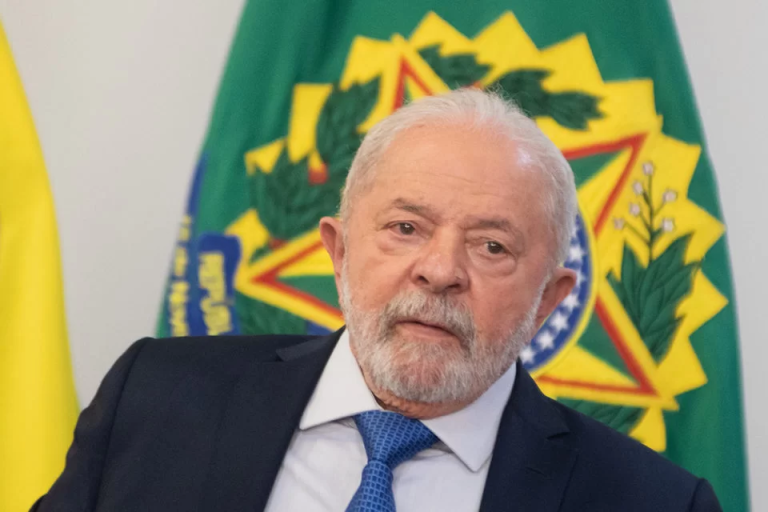 Governo põe sob sigilo visitas a Lula no Palácio da Alvorada