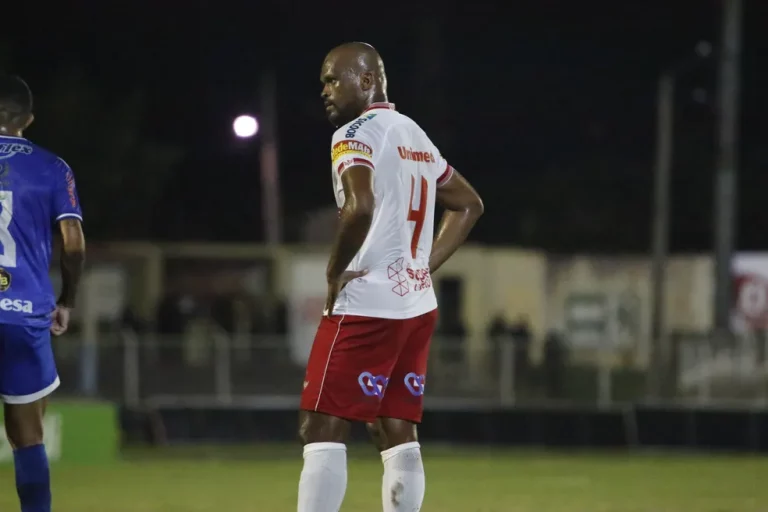 Sem Copa do Nordeste e Copa do Brasil: América-RN recalcula rota