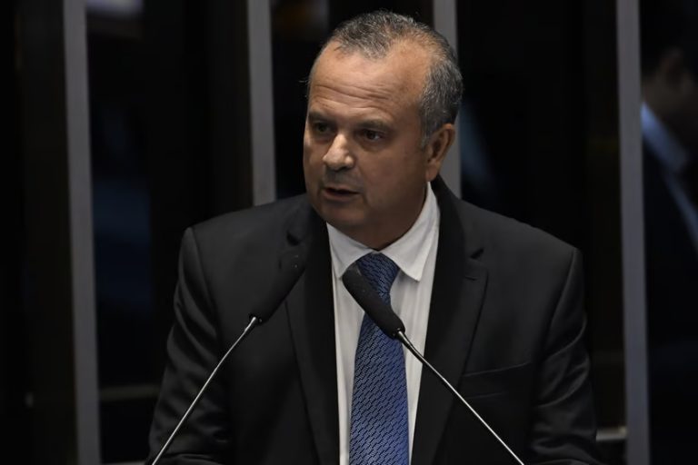 Marinho pode impor primeira derrota ao governo no Senado