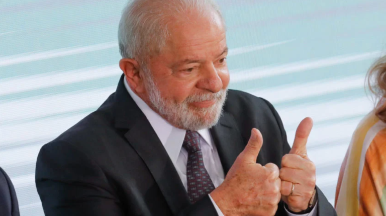 Governo Lula anunciou 1 benefício a cada 8 dias