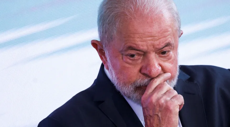 Lula abriga aliados em cargos estratégicos de estatais com ganhos de até R$ 40 mil