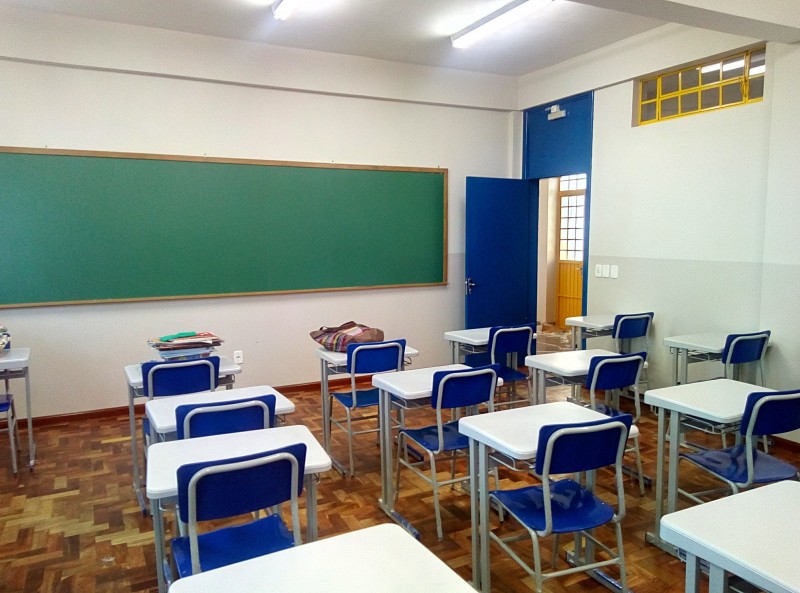 Novos equipamentos e sinal de internet banda larga são enviados para as escolas públicas