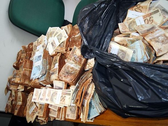 Em operação a Polícia Federal analisou a movimentação de 37 milhões em lavagem de dinheiro e drogas por criminosos no RN