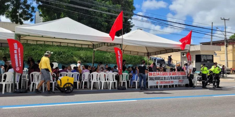 Profissionais da Saúde continuam em greve; E Sindsaúde diz sobre o Governo: “Não tem  compromisso”