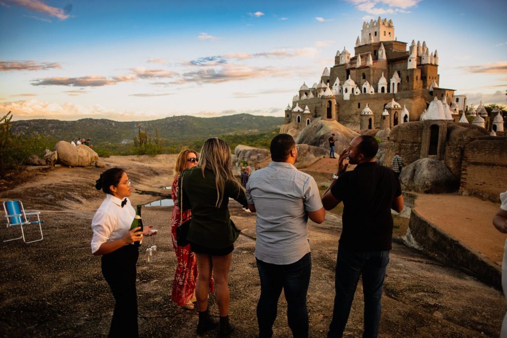 “Pôr do sol de tirar o fôlego em Castelo é a nova atração turística do interior do RN”