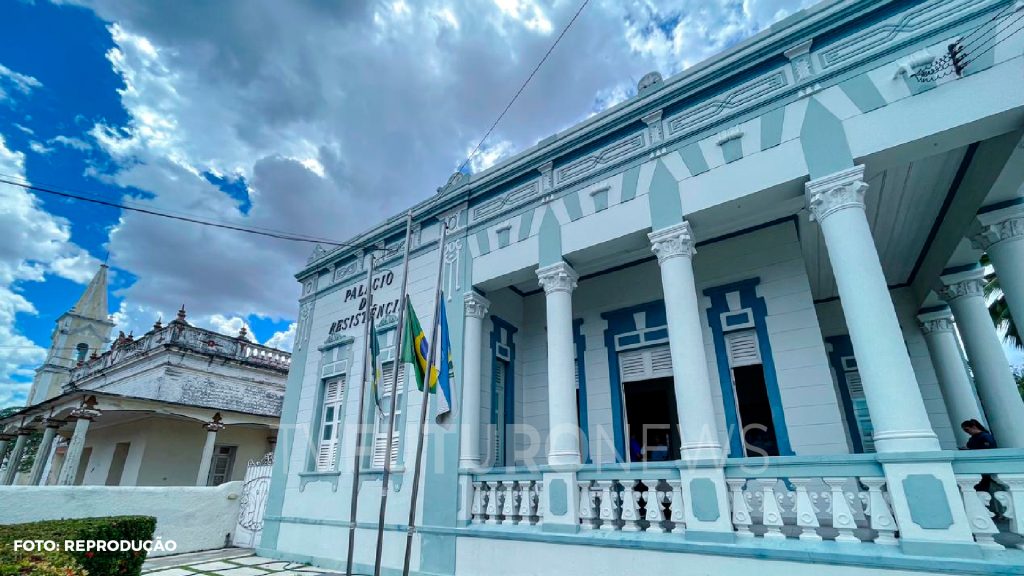 MOSSORÓ DECRETA LUTO POR 5 DIAS PELO FALECIMENTO DO PADRE SÁTIRO CAVALCANTE