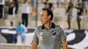 ABC anuncia Roberto Fonseca como novo técnico do clube 