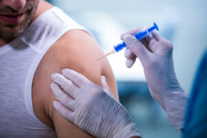 Natal amplia faixa etária da vacinação contra a dengue para pessoas com idade entre 4 e 59 anos