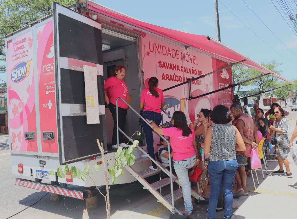 Bairro Igapó, na Zona Norte, recebe serviço gratuito de mamografia itinerante