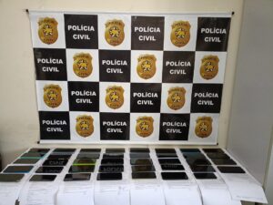 Operação da Polícia Civil recupera 40 celulares roubados e furtados em Parnamirim