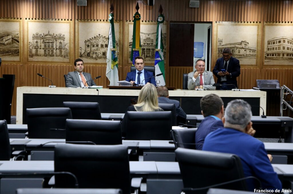 Vereadores aprovam reajuste salarial para professores da rede pública de ensino em Natal