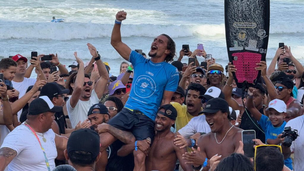 Mateus Sena brilha em Natal com dupla conquista: etapa da WSL e título de circuito nacional