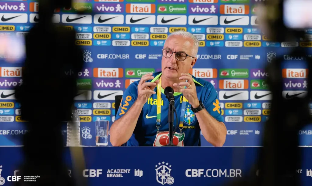 Dorival Júnior é demitido do comando da seleção brasileira de futebol