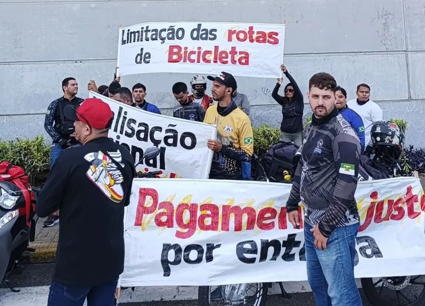 Entregadores de aplicativos fazem greve em todo o Brasil e realizam protesto em Natal